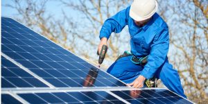 Installation Maintenance Panneaux Solaires Photovoltaïques à Saint-Genest-d'Ambiere